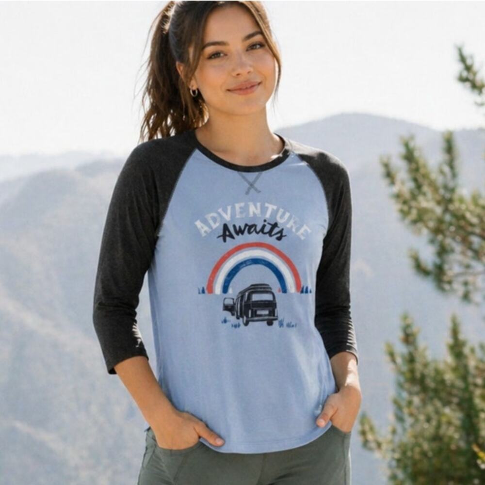 North Face Adventure Awaits Raglan Three Quarter Tee Small Petite